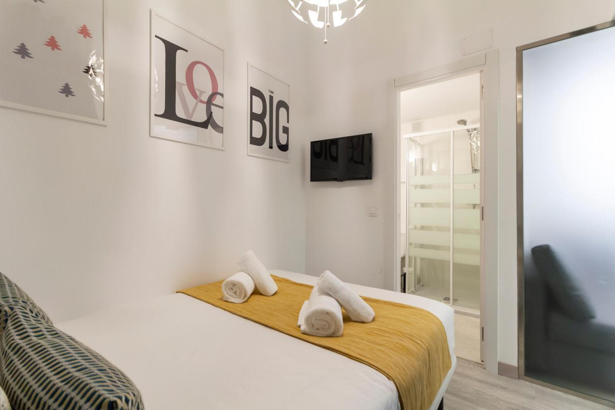 Ronda De Valencia Apartamento มาดริด ภายนอก รูปภาพ